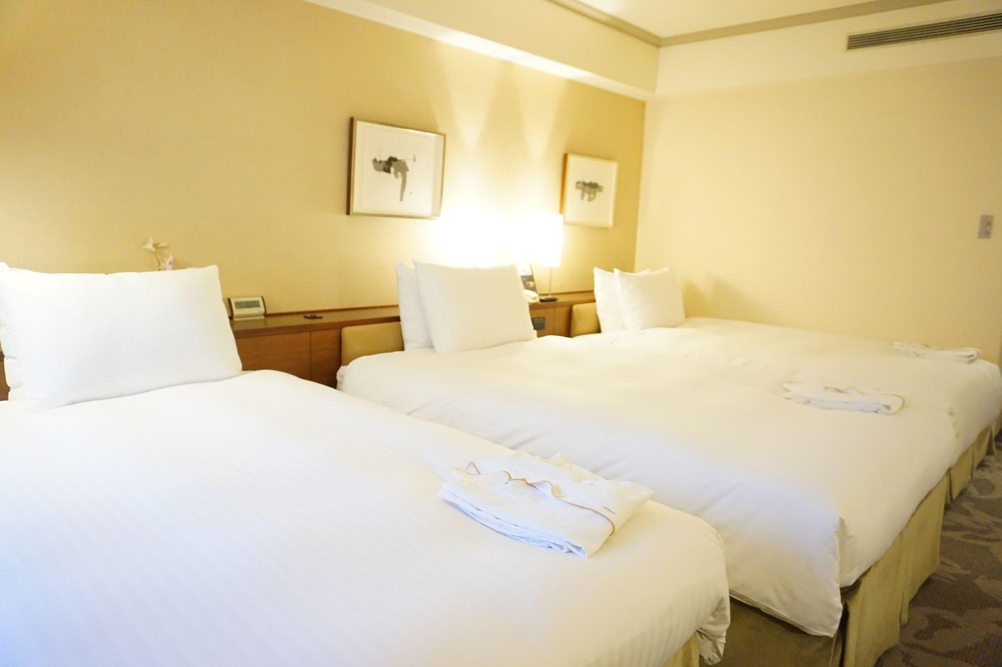 Hotel Nikko Fukuoka Fukuoka  Zewnętrze zdjęcie A room at the hotel