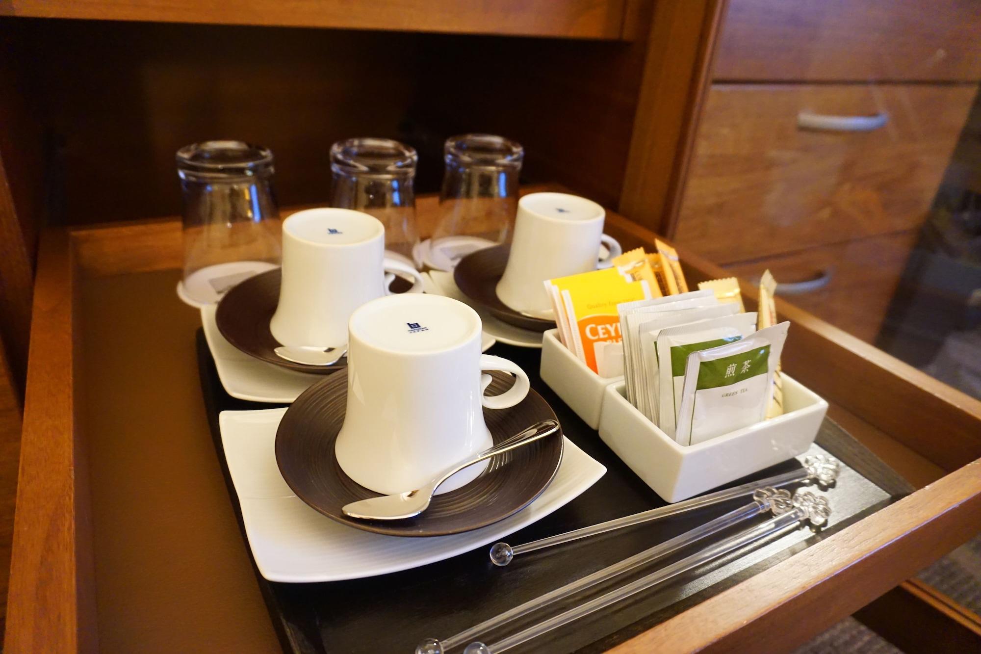Hotel Nikko Fukuoka Fukuoka  Zewnętrze zdjęcie A tea tray